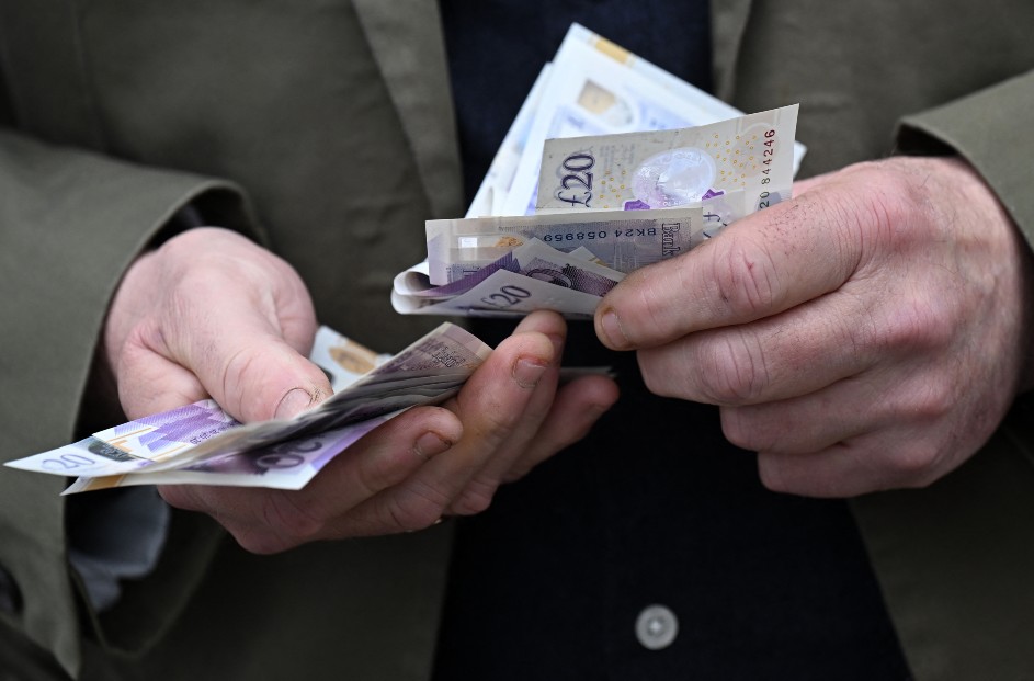 What is ante post betting in horse racing?